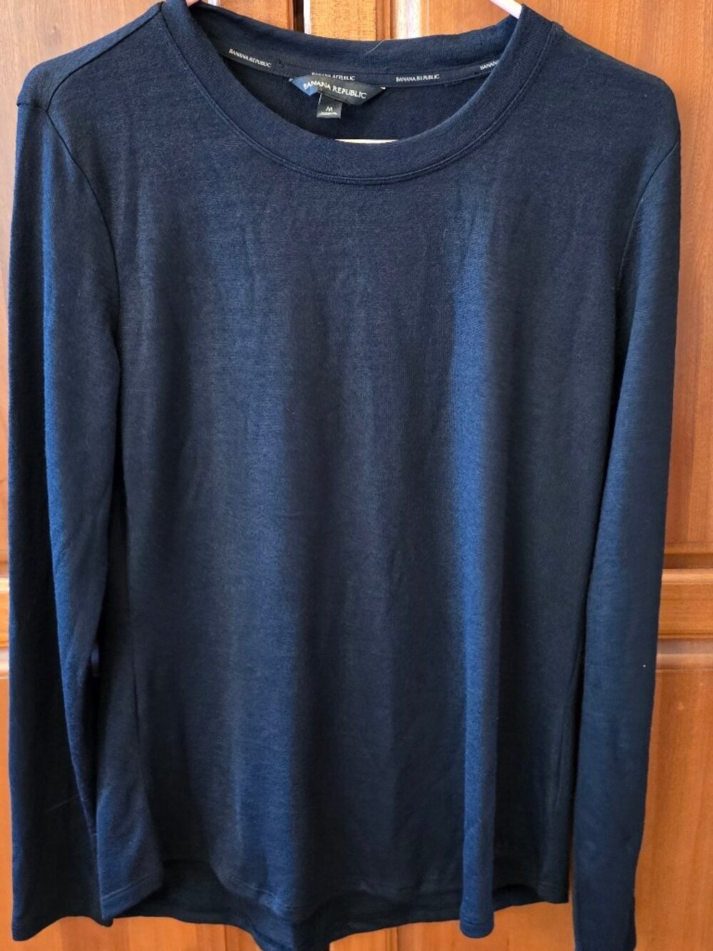 Banana Republic medium light elegant sweater black
